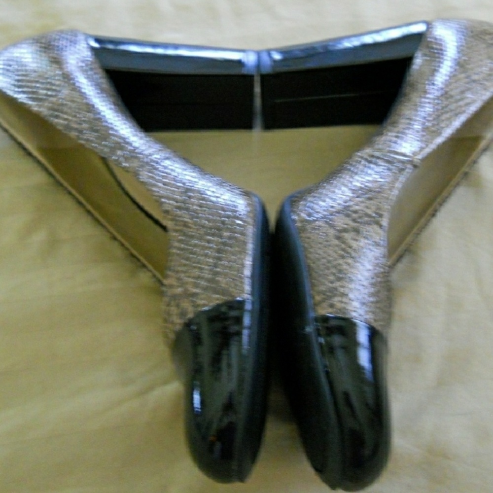 Block Heels - Picture 2 of 3